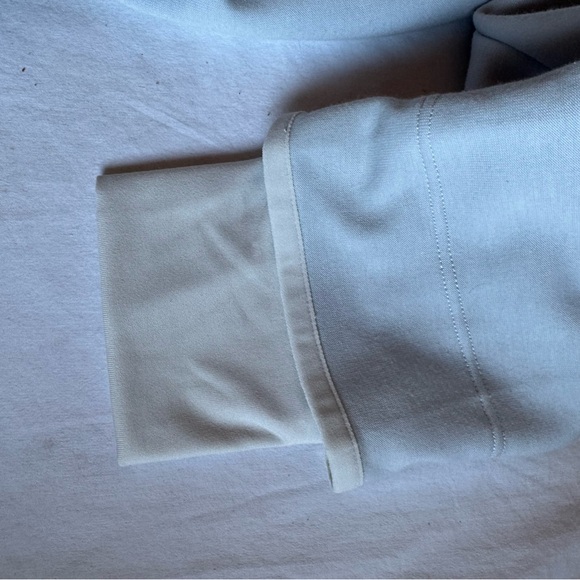 Nike nursing cover - Picture 3 of 5